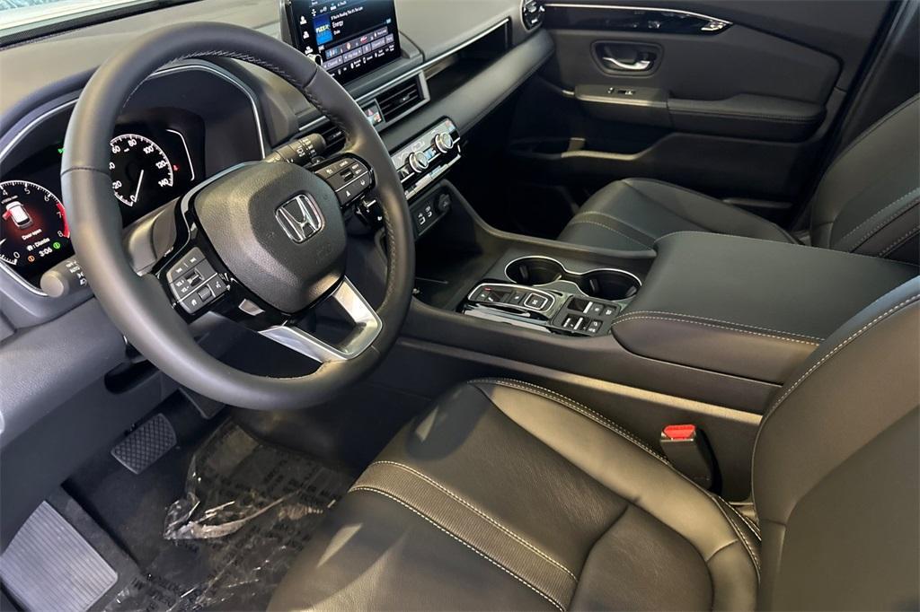 new 2025 Honda Pilot car, priced at $49,650