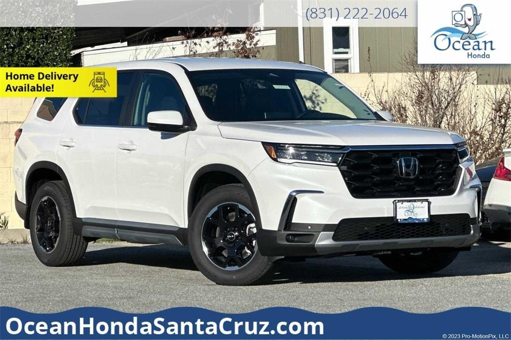 new 2025 Honda Pilot car, priced at $49,650