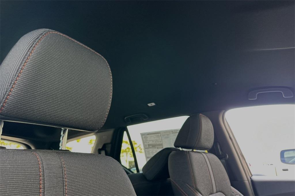 new 2025 Honda Pilot car, priced at $44,205
