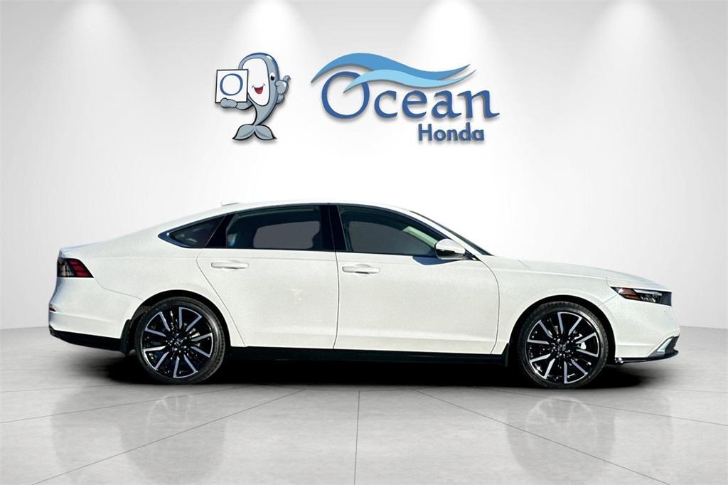new 2025 Honda Accord Hybrid car, priced at $40,950