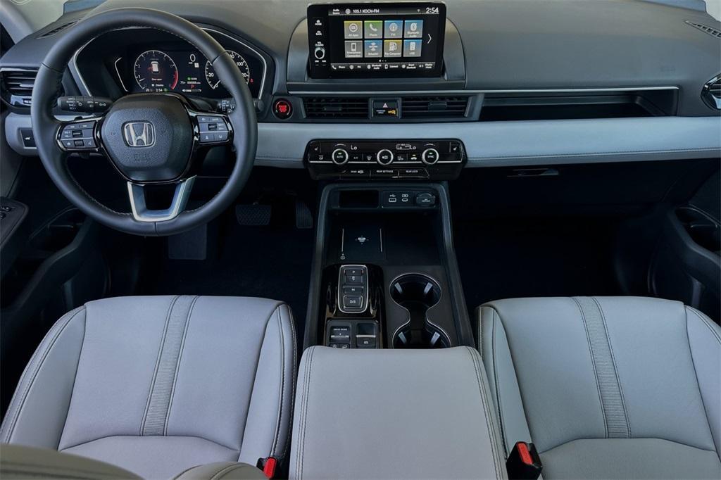 new 2025 Honda Pilot car, priced at $47,505