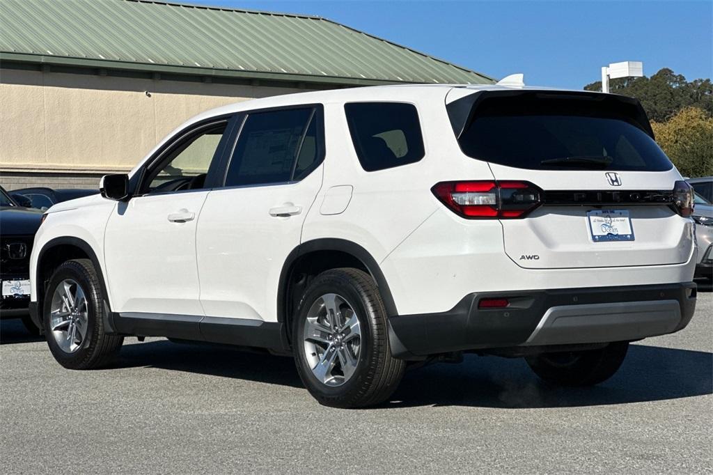 new 2025 Honda Pilot car, priced at $47,505