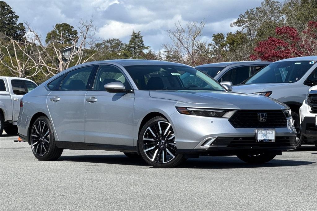 new 2025 Honda Accord Hybrid car, priced at $40,450