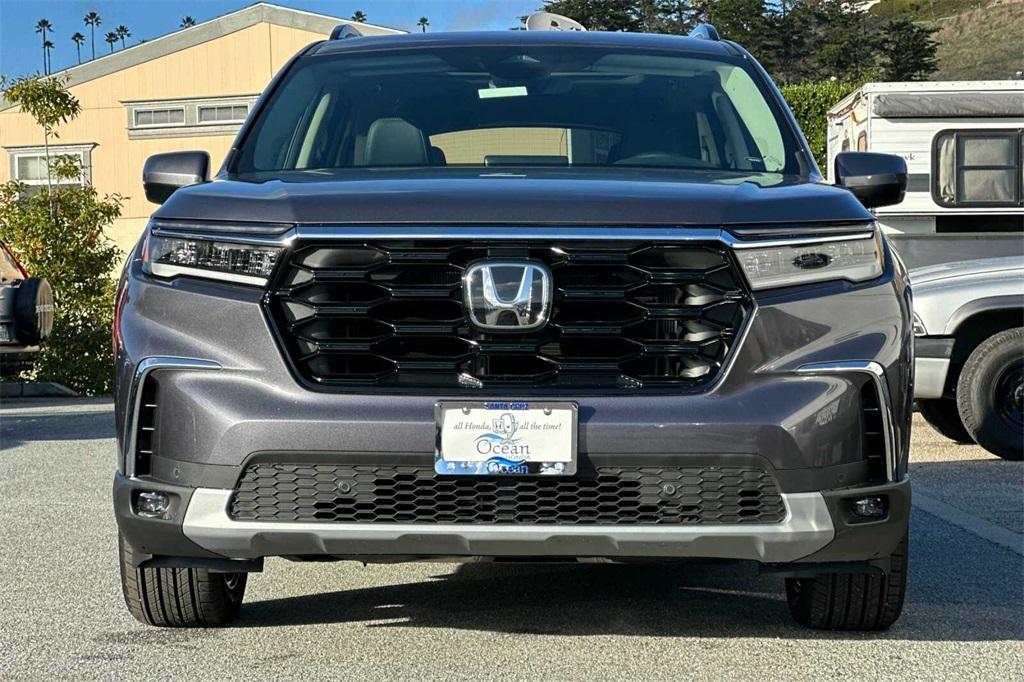 new 2025 Honda Pilot car