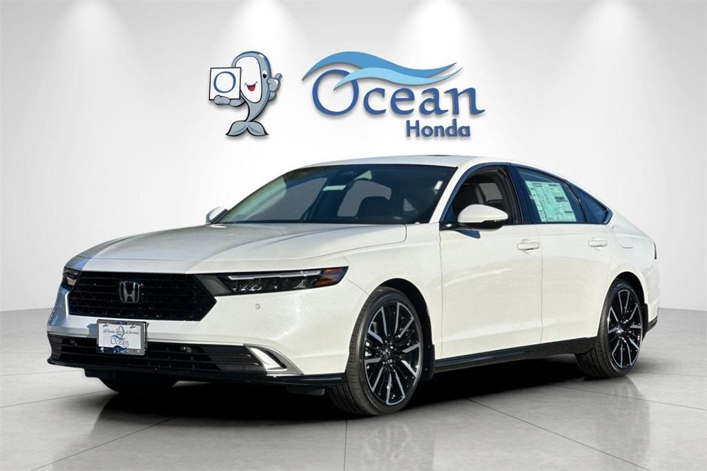 new 2025 Honda Accord Hybrid car, priced at $40,905