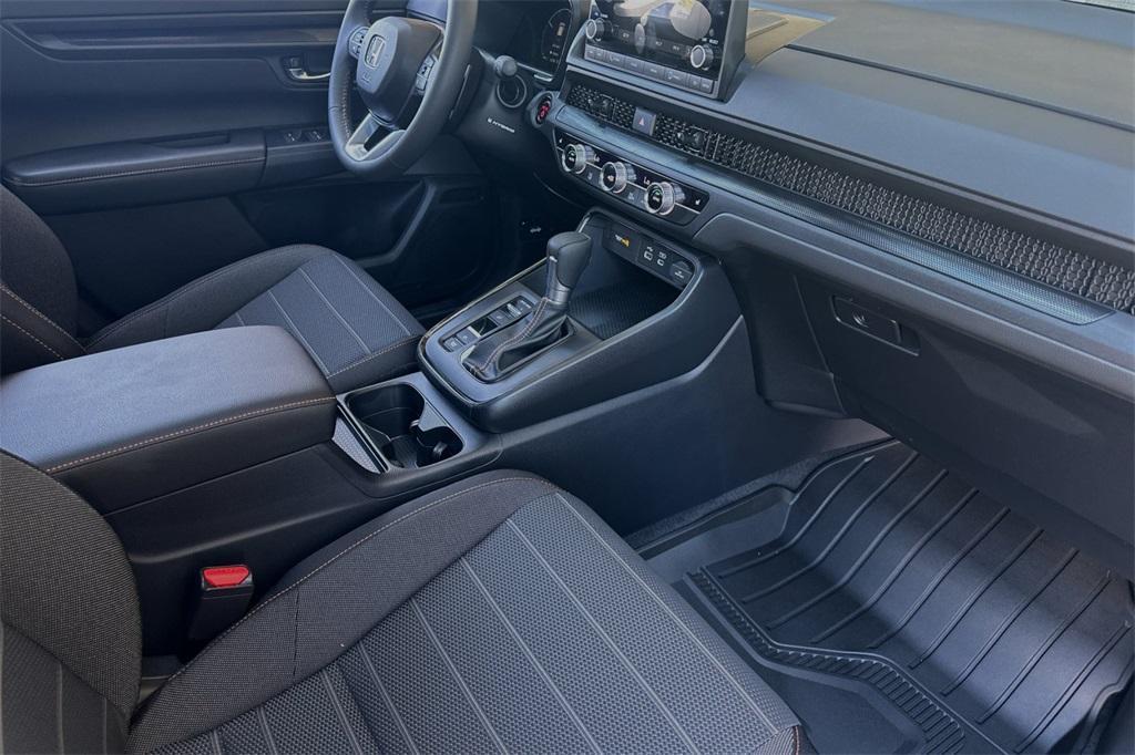 new 2025 Honda CR-V Hybrid car, priced at $36,045