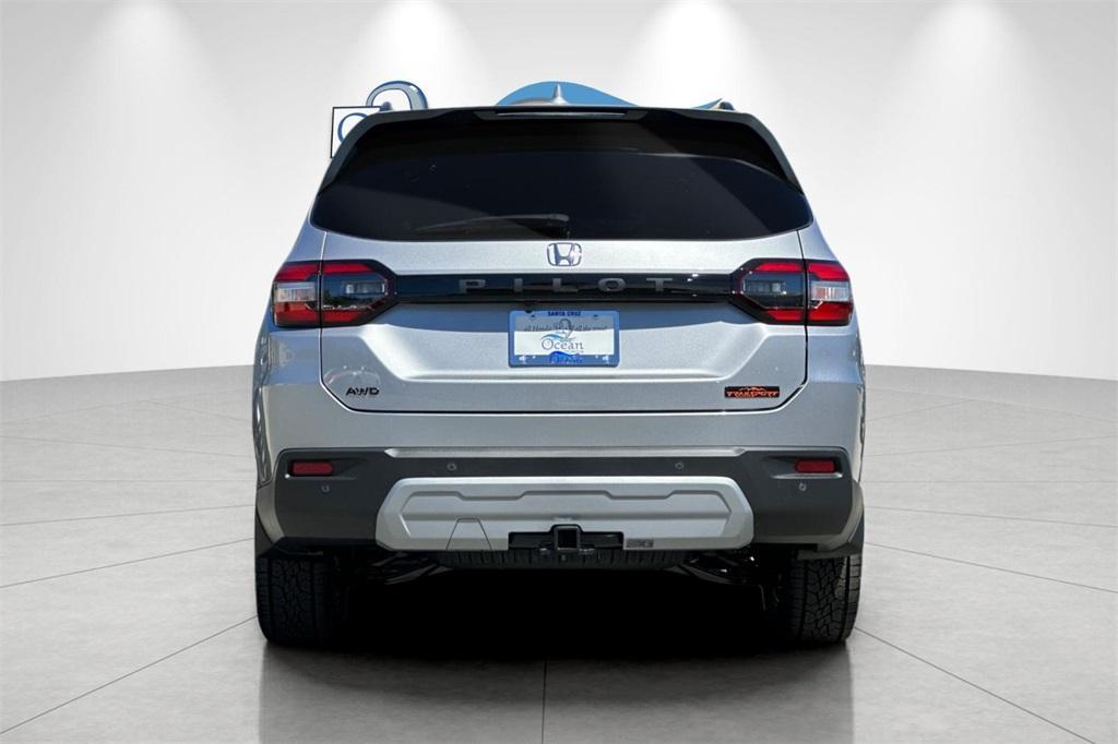 new 2025 Honda Pilot car, priced at $50,850