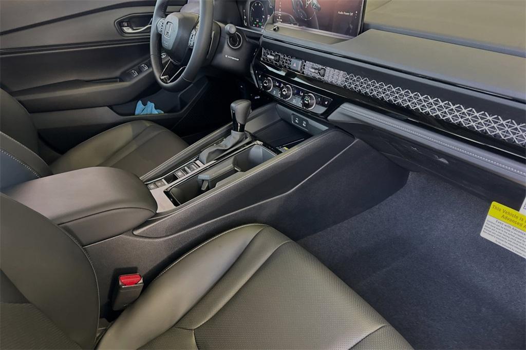new 2025 Honda Accord Hybrid car, priced at $36,135