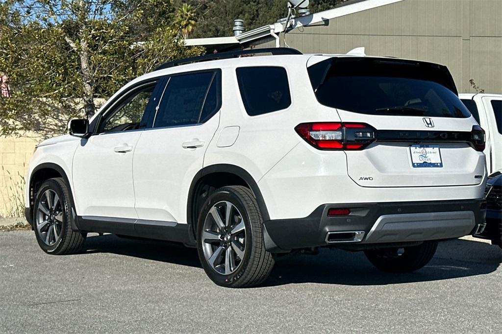 new 2025 Honda Pilot car, priced at $50,055