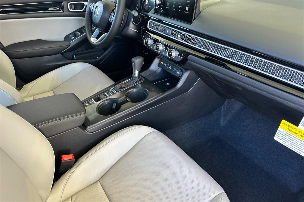 new 2025 Honda Civic Hybrid car, priced at $33,100