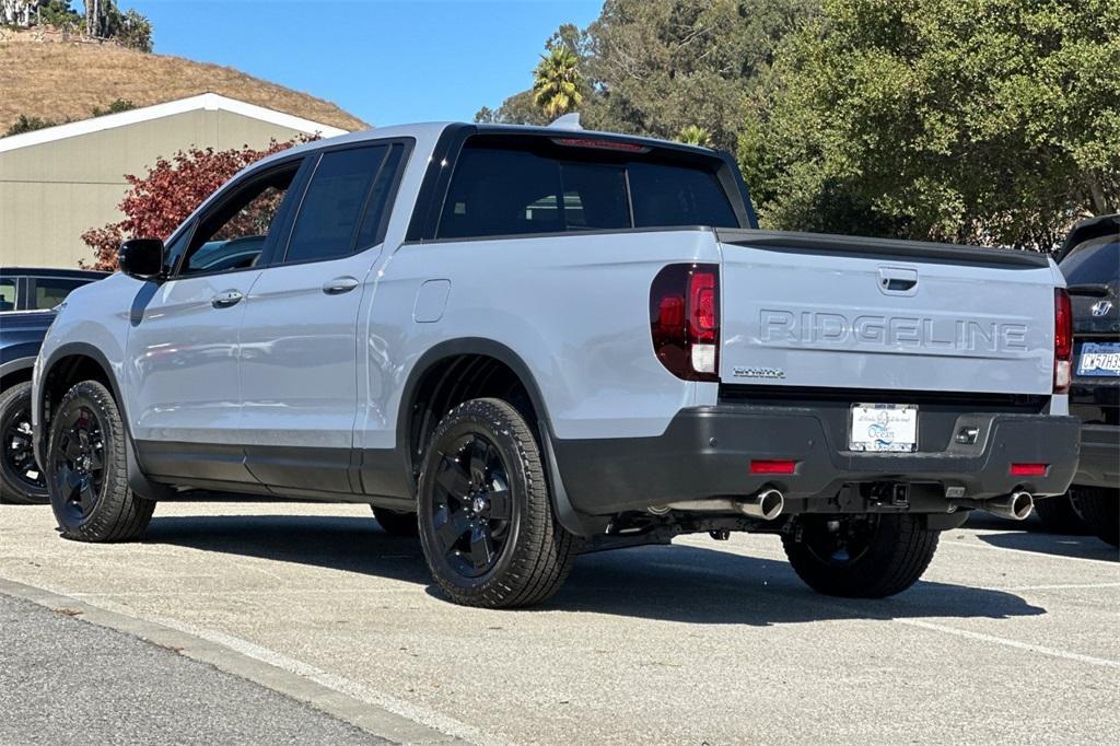 new 2025 Honda Ridgeline car, priced at $48,655