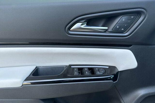 new 2025 Honda Prologue car, priced at $56,605