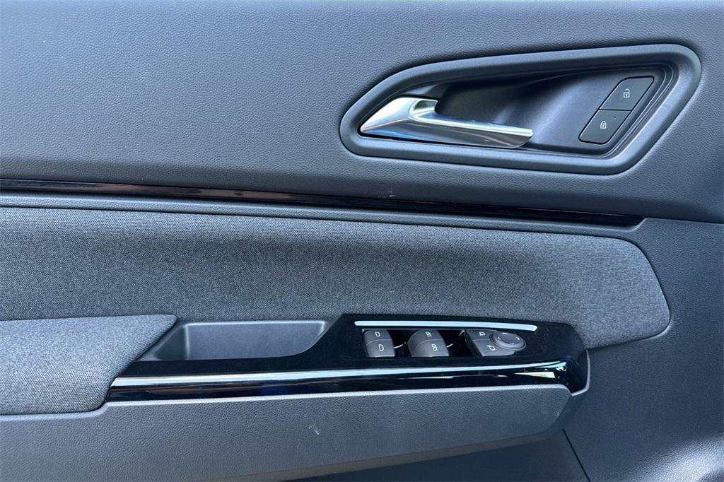 new 2025 Honda Prologue car, priced at $49,305