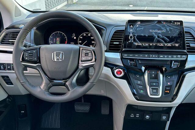 new 2025 Honda Odyssey car, priced at $48,360