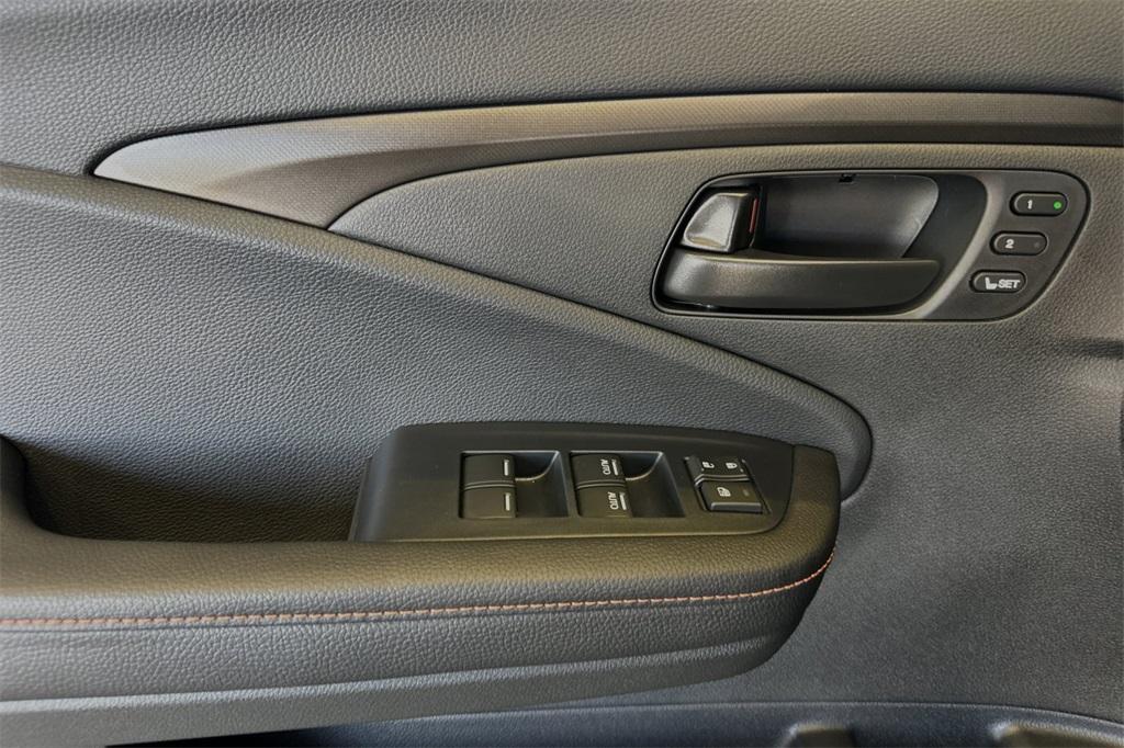 new 2025 Honda Ridgeline car, priced at $47,285