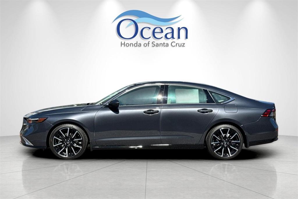 new 2025 Honda Accord Hybrid car