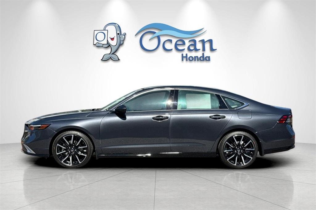 new 2025 Honda Accord Hybrid car