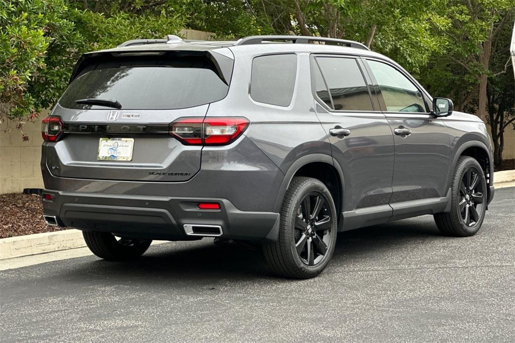 new 2025 Honda Pilot car, priced at $56,760