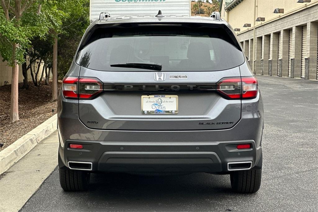 new 2025 Honda Pilot car, priced at $56,760