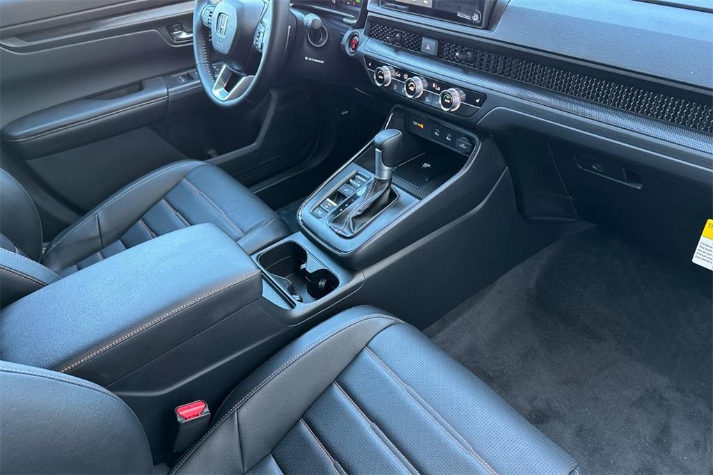 new 2026 Honda CR-V Hybrid car, priced at $42,130
