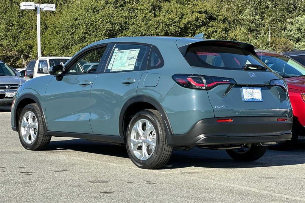 new 2025 Honda HR-V car, priced at $27,205