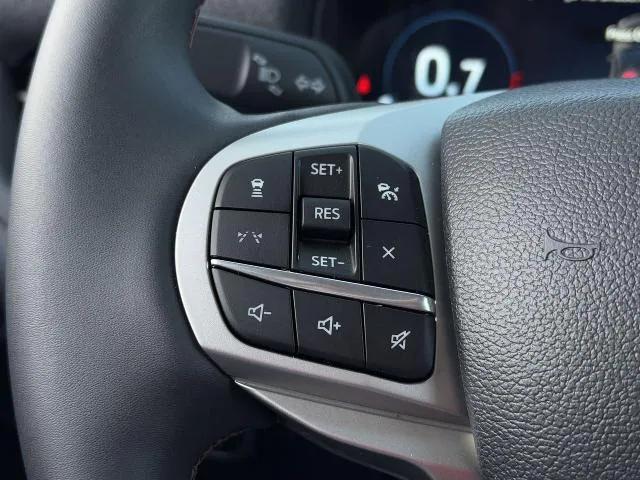 new 2025 Ford Explorer car, priced at $35,236