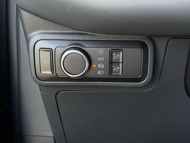 new 2025 Ford Explorer car, priced at $35,236