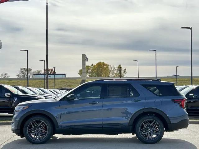 new 2025 Ford Explorer car, priced at $55,061