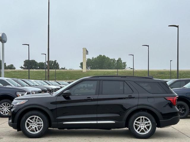 new 2025 Ford Explorer car, priced at $35,229