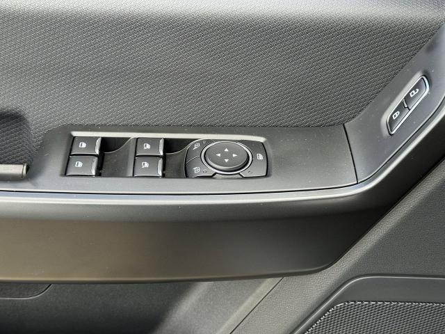 new 2025 Ford F-150 car, priced at $41,007