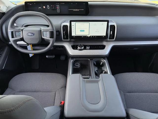 new 2025 Ford Expedition car, priced at $61,112