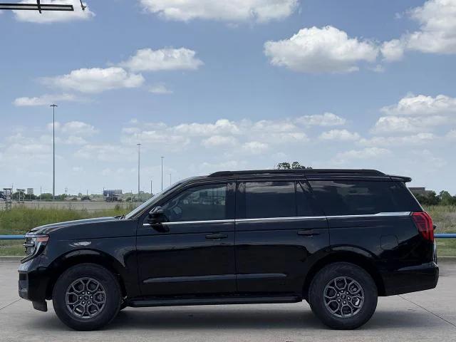 new 2025 Ford Expedition car, priced at $61,112