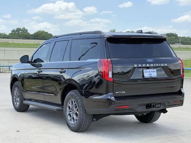 new 2025 Ford Expedition car, priced at $61,112