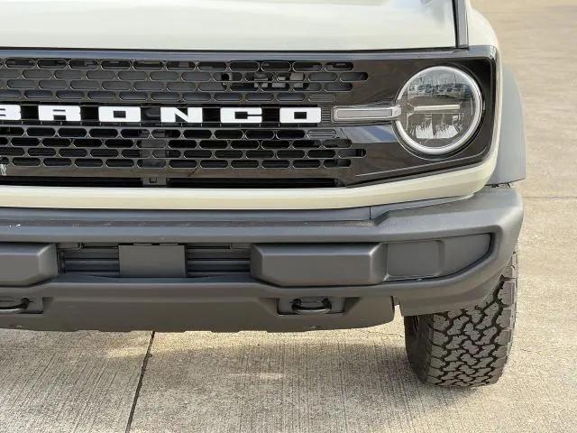 new 2025 Ford Bronco car, priced at $42,892