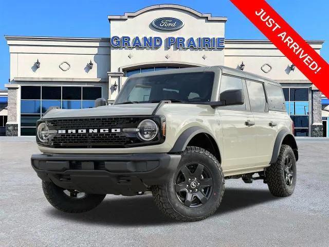 new 2025 Ford Bronco car, priced at $42,892