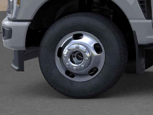 new 2025 Ford F-350 car, priced at $101,135