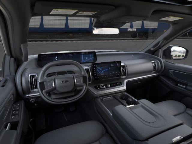 new 2025 Ford Expedition car, priced at $78,078