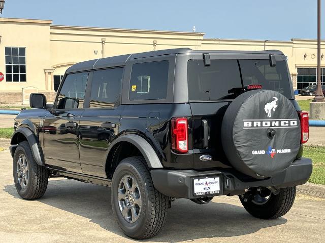 new 2025 Ford Bronco car, priced at $40,834