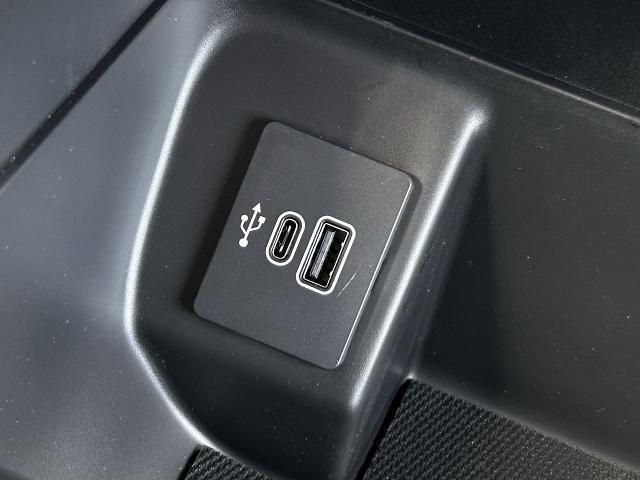 new 2025 Ford F-150 car, priced at $40,244