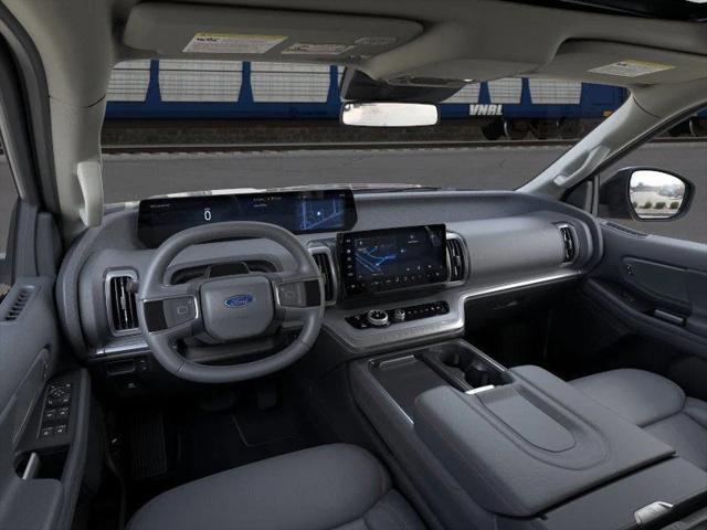 new 2025 Ford Expedition car, priced at $65,574