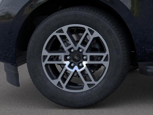 new 2025 Ford Expedition car, priced at $65,574