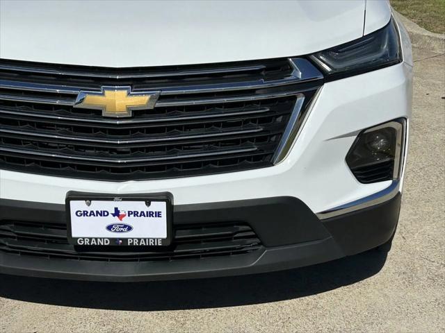 used 2022 Chevrolet Traverse car, priced at $22,130