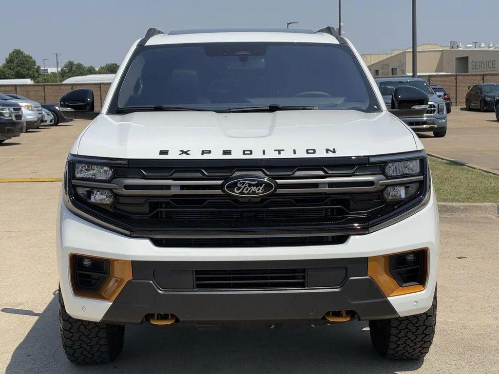 new 2025 Ford Expedition car, priced at $80,300