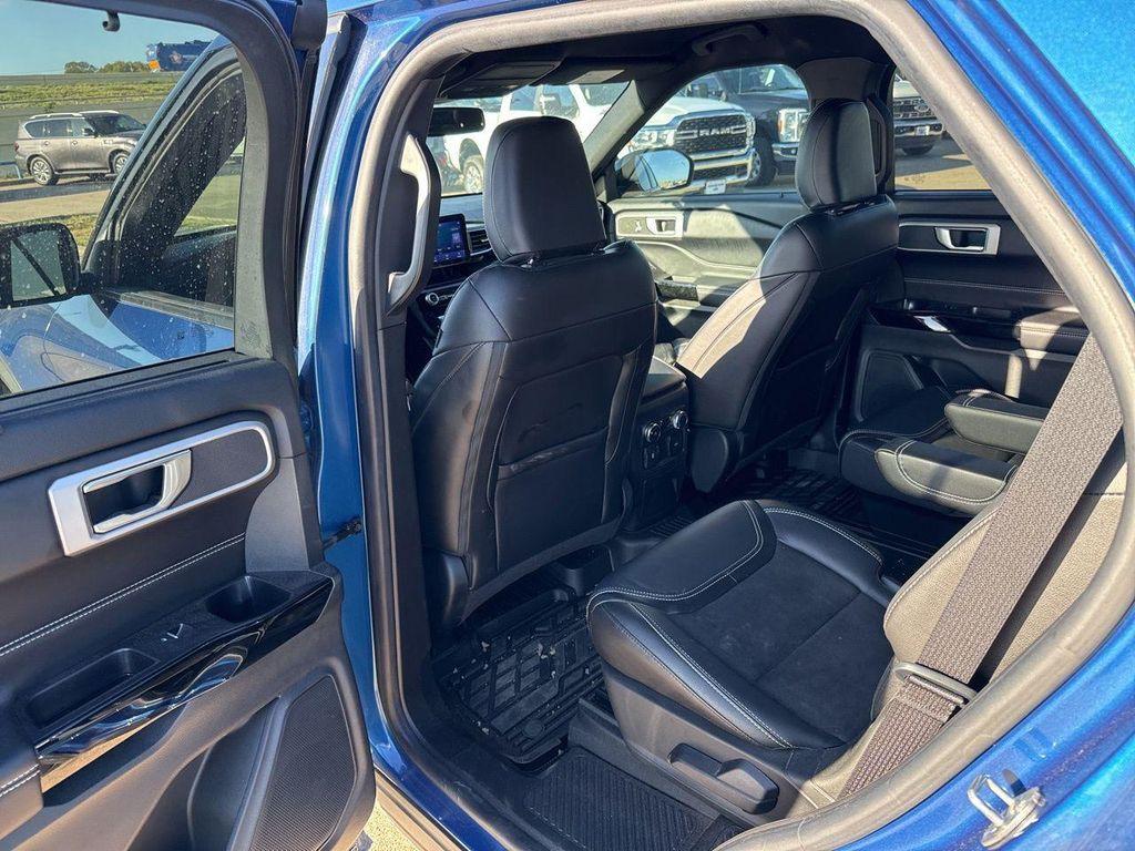 used 2022 Ford Explorer car