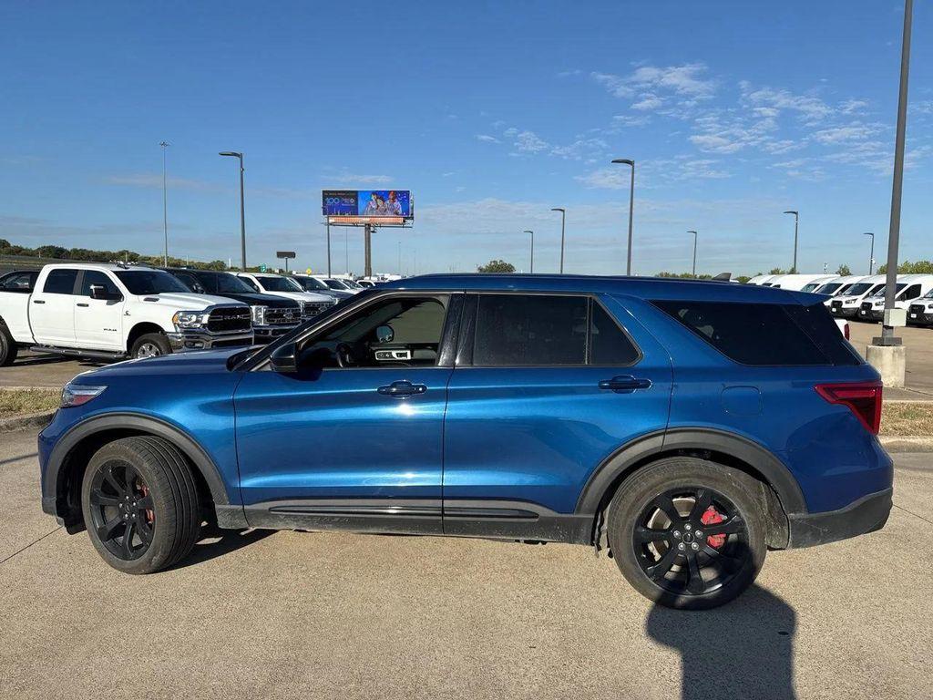 used 2022 Ford Explorer car