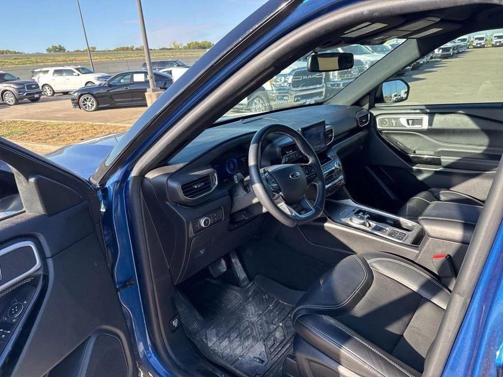 used 2022 Ford Explorer car