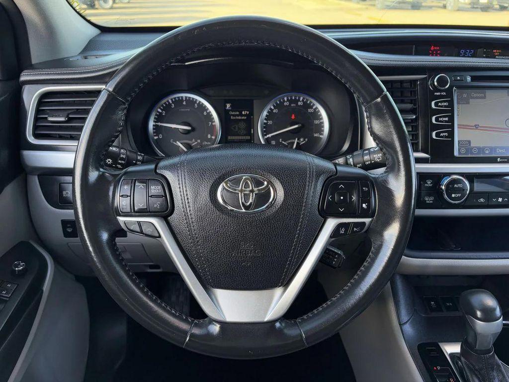 used 2017 Toyota Highlander car, priced at $17,799