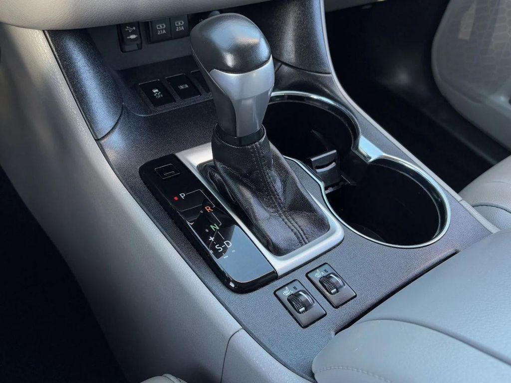 used 2017 Toyota Highlander car, priced at $17,799