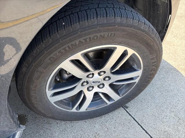 used 2022 Ford Expedition car, priced at $36,814