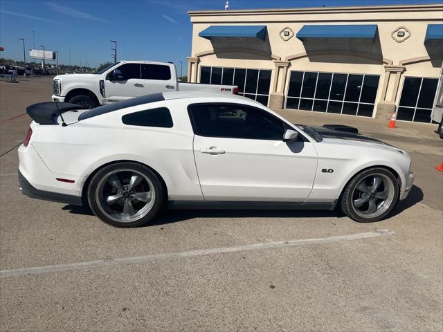 used 2012 Ford Mustang car